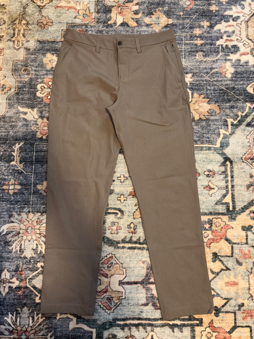 Men's Lululemon pants in Olive Brown